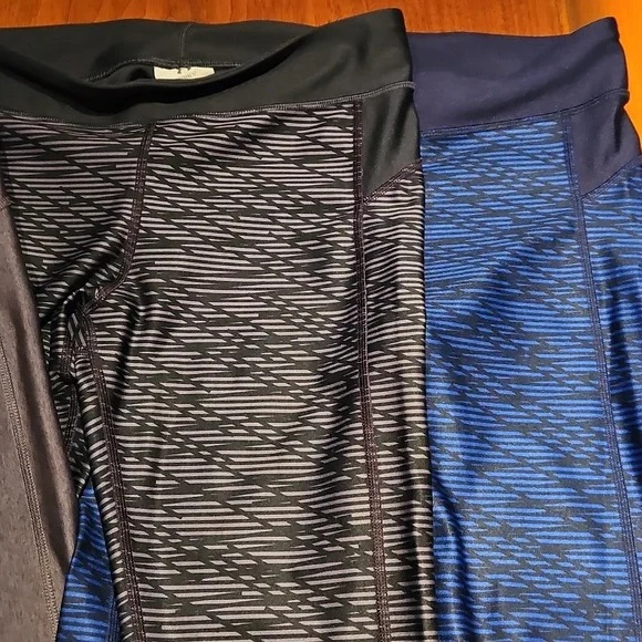 Under Armour Heat Gear Leggings Set size small - Picture 2 of 7